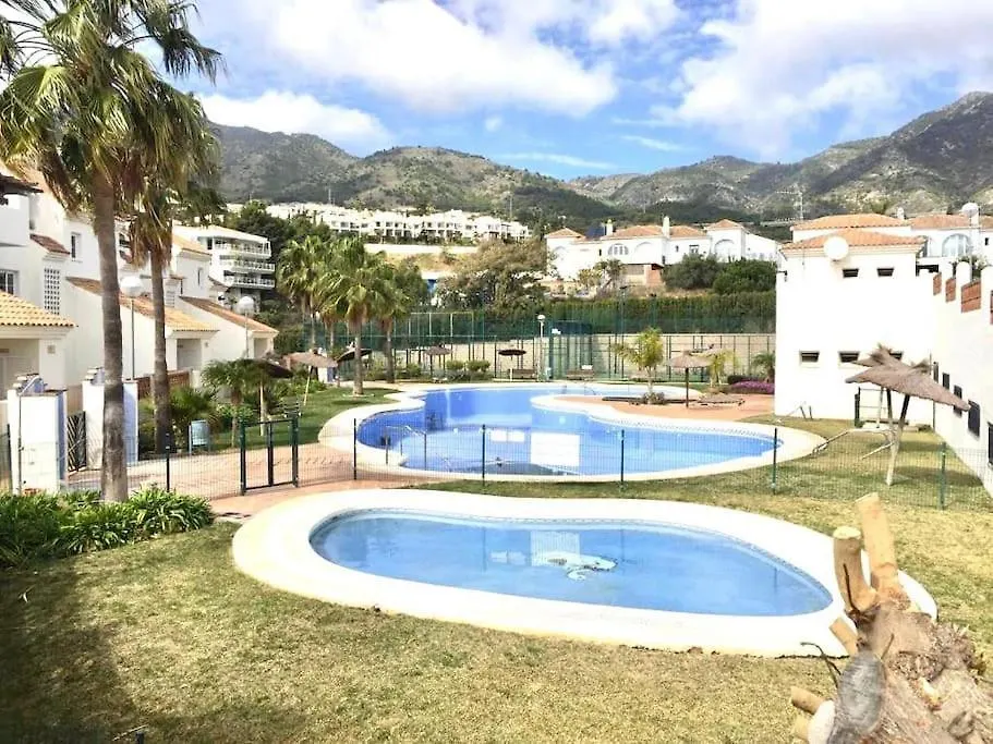 Beautiful Apartment With Pools, Playground And Paddle Tennis - Family Friendly And Near Vithas Hospital - Free Parking In Garage Benalmádena